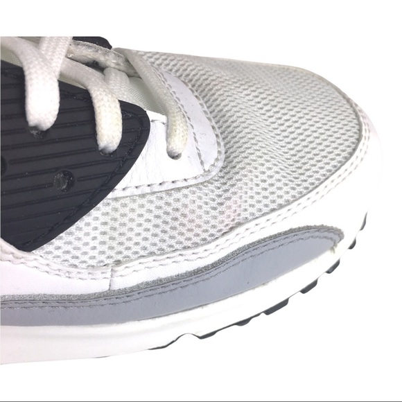 Nike Air Max 90 Essential Running Sneakers - Picture 9 of 11
